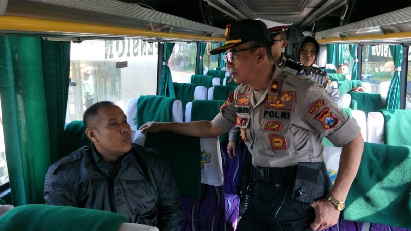 Ratusan Personil Polres Malang Kota Lakukan Razia Jelang Putusan MK Terkait Sengketa Pilpres 2019