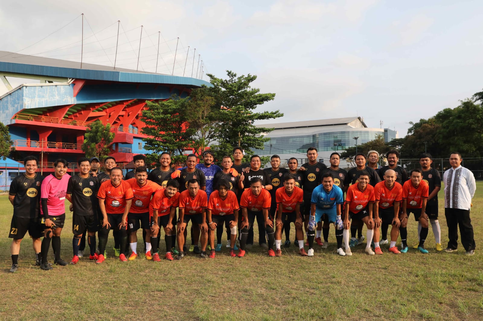 Jalin Persahabatan, JMR FC Ajak Main Bareng RSU Wajak Husada