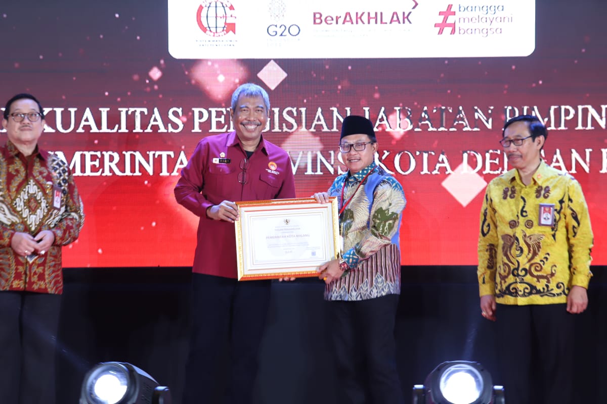 Walikota Malang Raih Penghargaan Kualitas Pengisian Jabatan Pimpinan Tinggi Predikat Baik