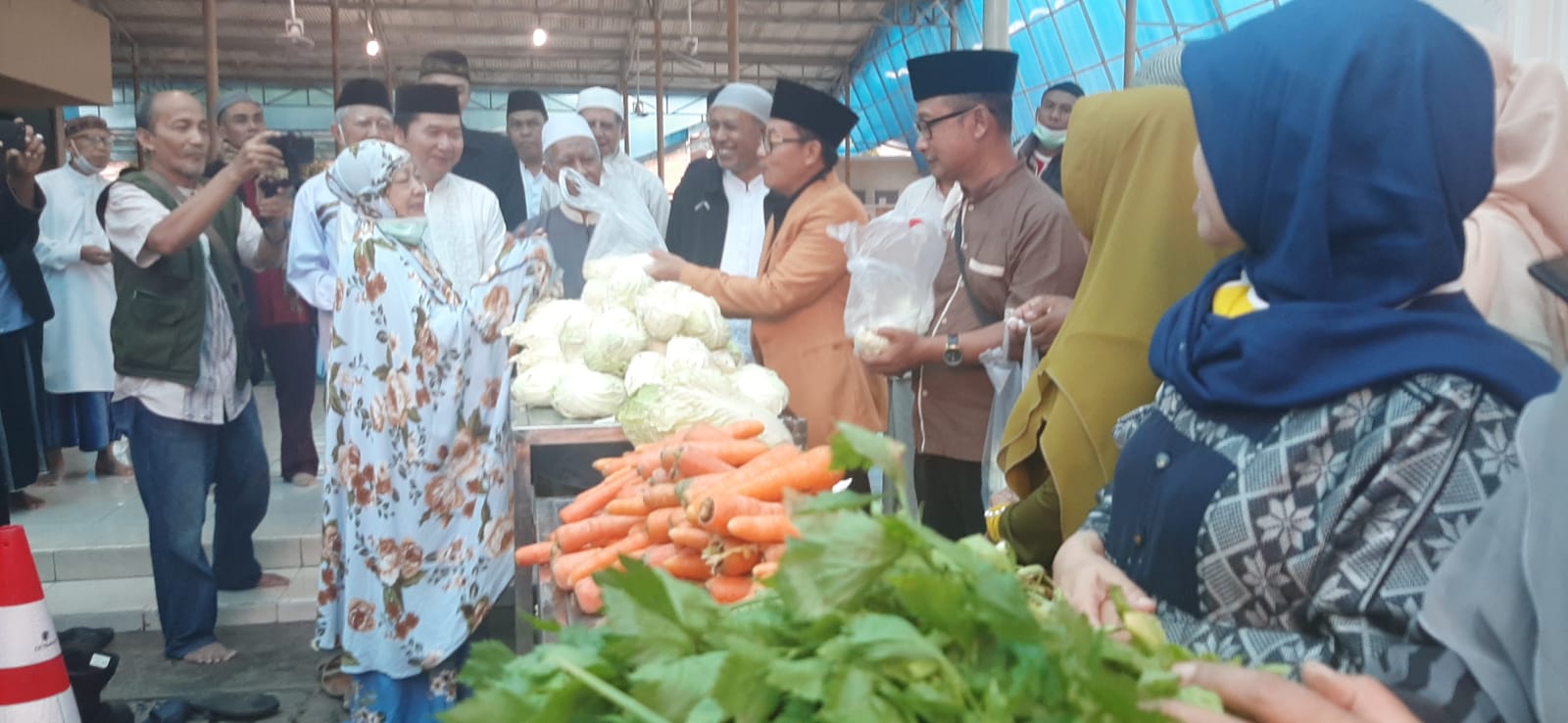 Walikota Sutiaji Apresiasi Pasar Bahagia Masjid Al Ikhlas Langsep
