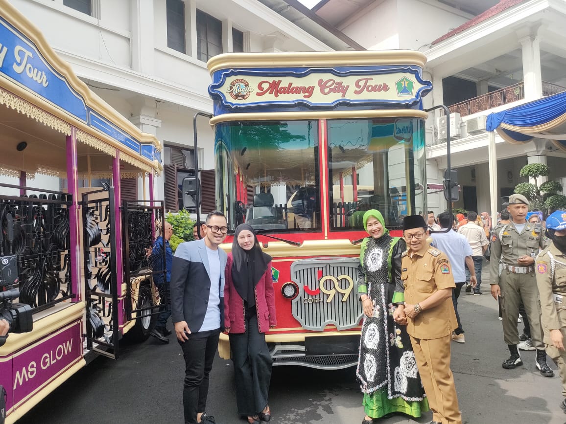 Sam Sutiaji Manjakan Warga Kota Malang dengan Tambahan Dua Bus Macito