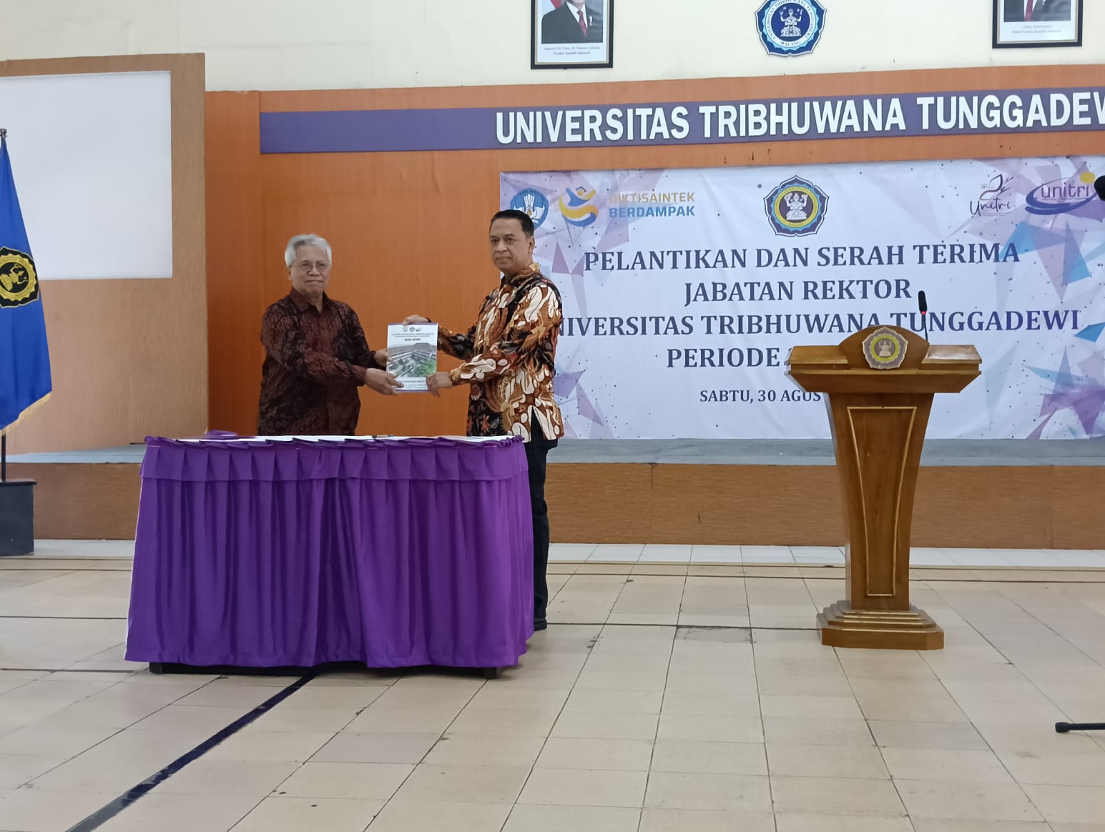 Tonggak Baru Unitri: Pergantian Rektor dan Harapan ke Depan