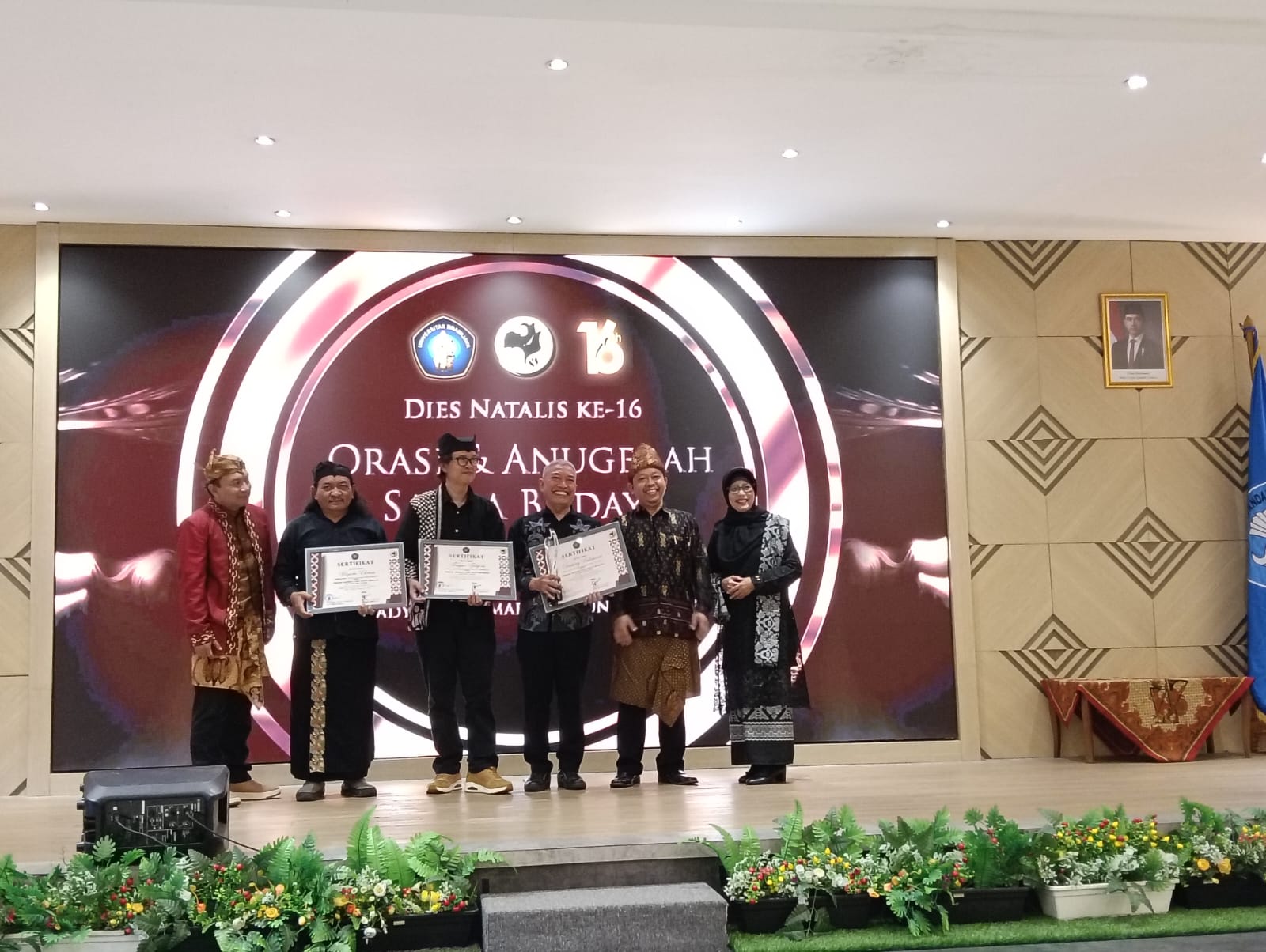Fakultas Ilmu Budaya Universitas Brawijaya Malang Gelar Anugerah Sabda Budaya 2025 Fakultas Ilmu Budaya Universitas Brawijaya Malang Gelar Anugerah Sabda Budaya 2025